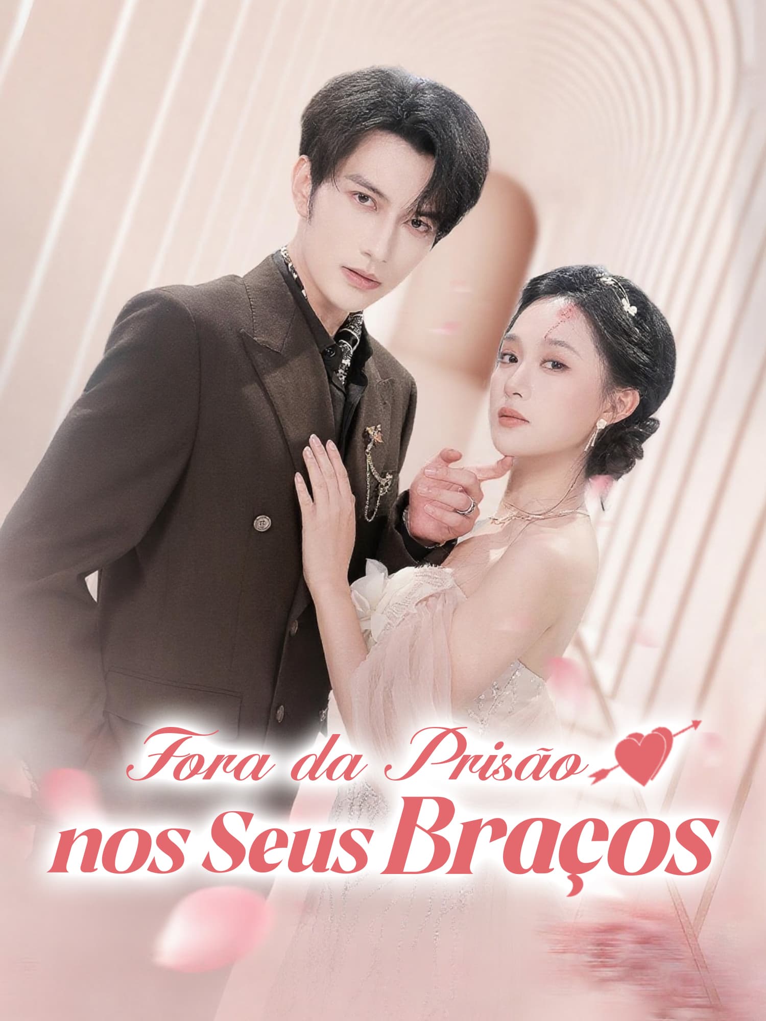 Fora da Prisão, nos Seus Braços