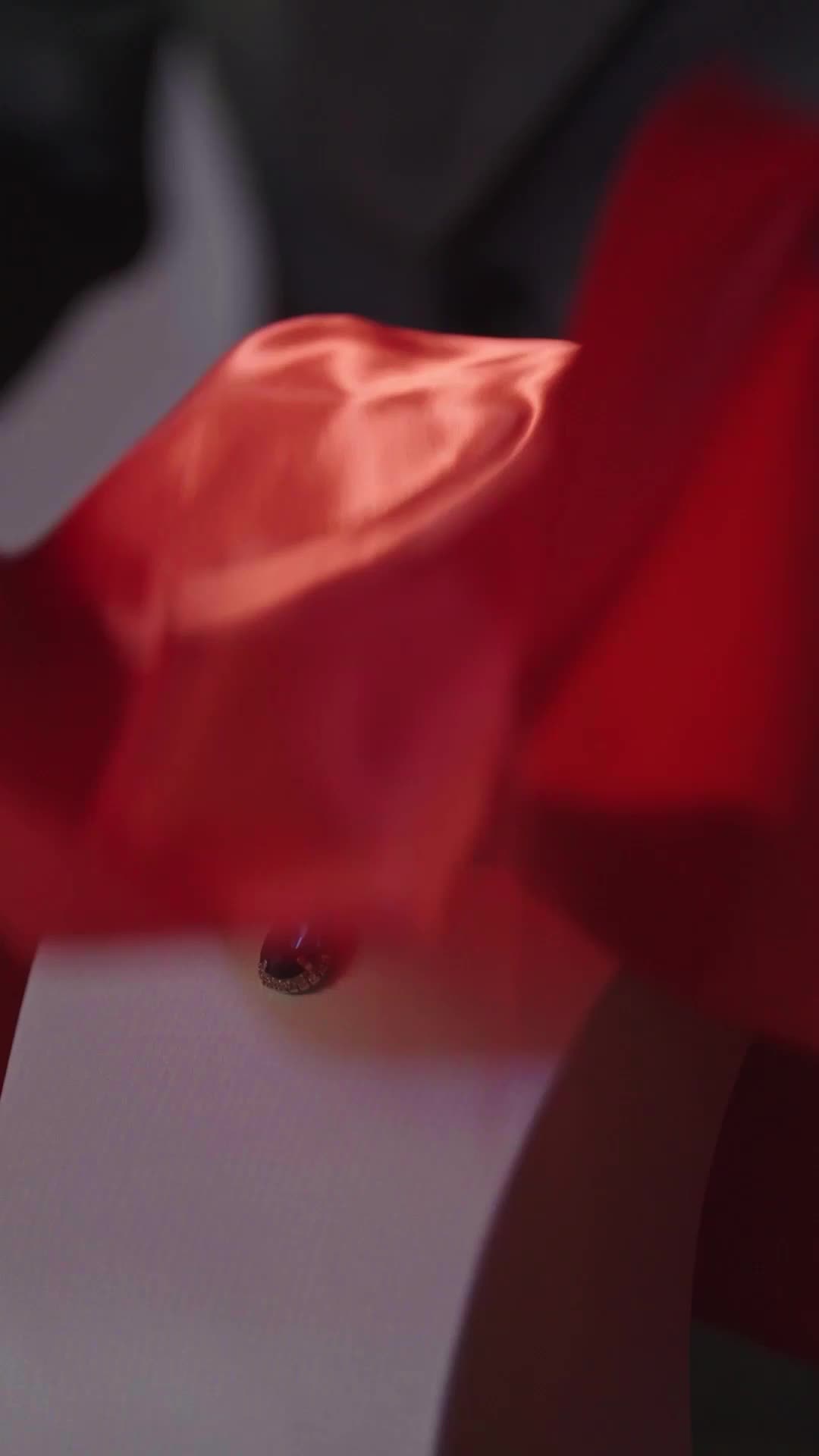 离婚后前夫在楼下跪了三天 EP.9