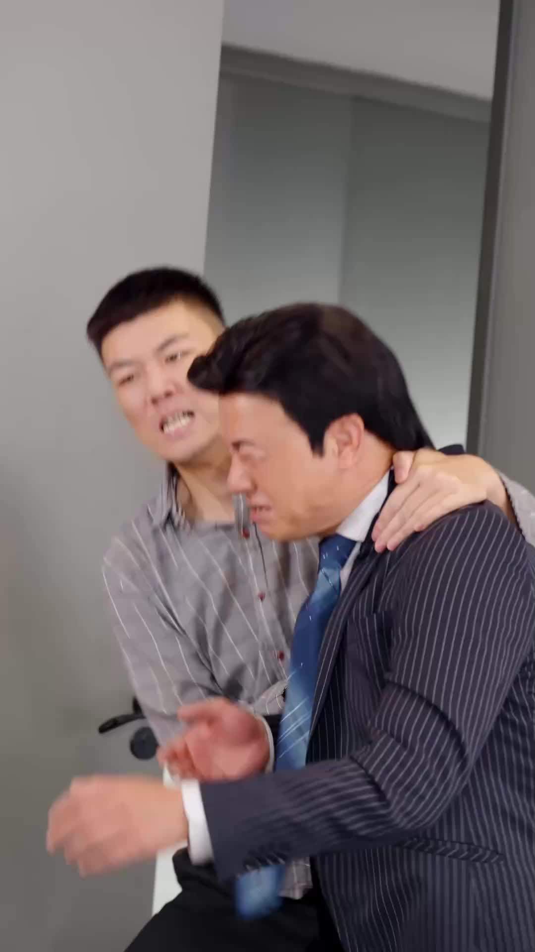 Tiểu thư trở lại, ba anh xin tha EP.63