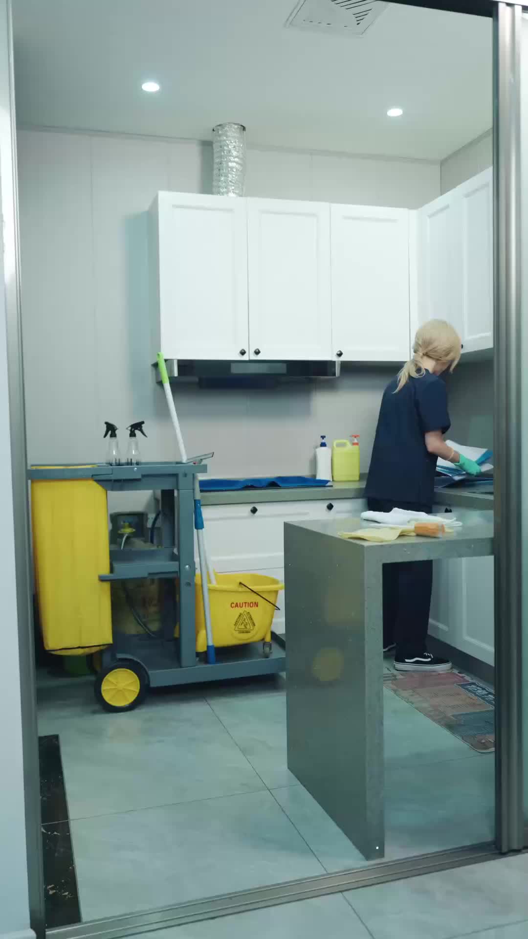 Dua Dunia Terpisah EP.5