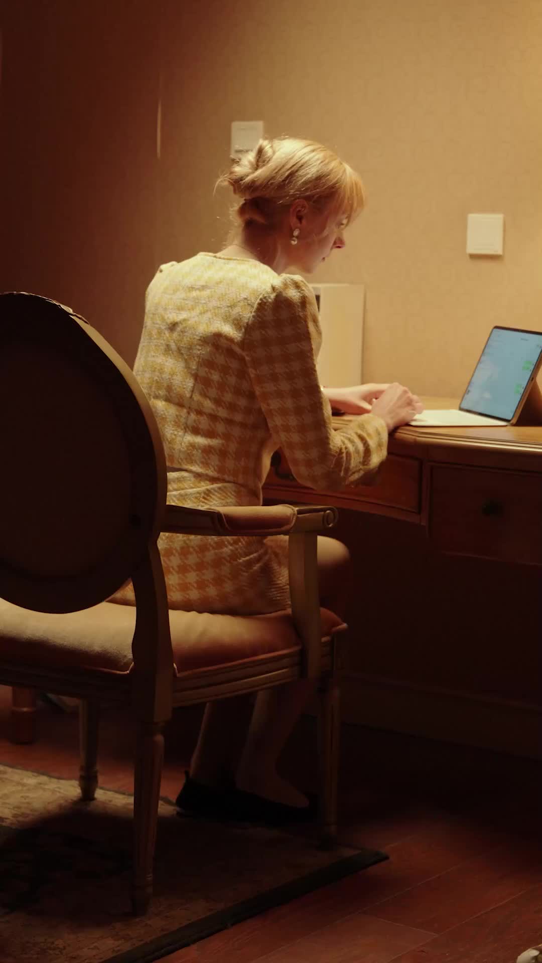 Chủ tịch lộ mặt: Cả công ty quỳ xin tha EP.43