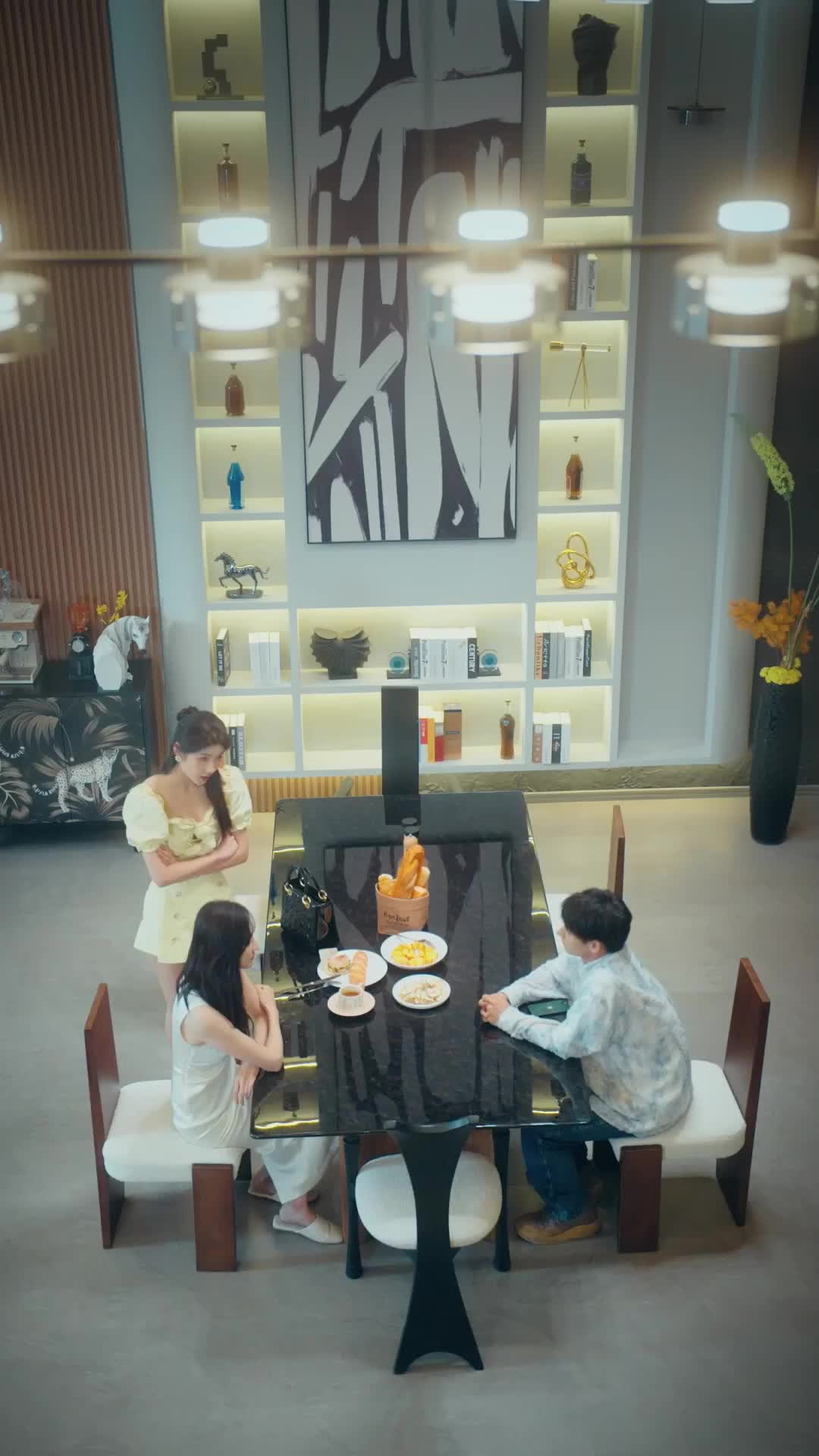 Cuerpo Cerca, Corazón Lejos EP.4