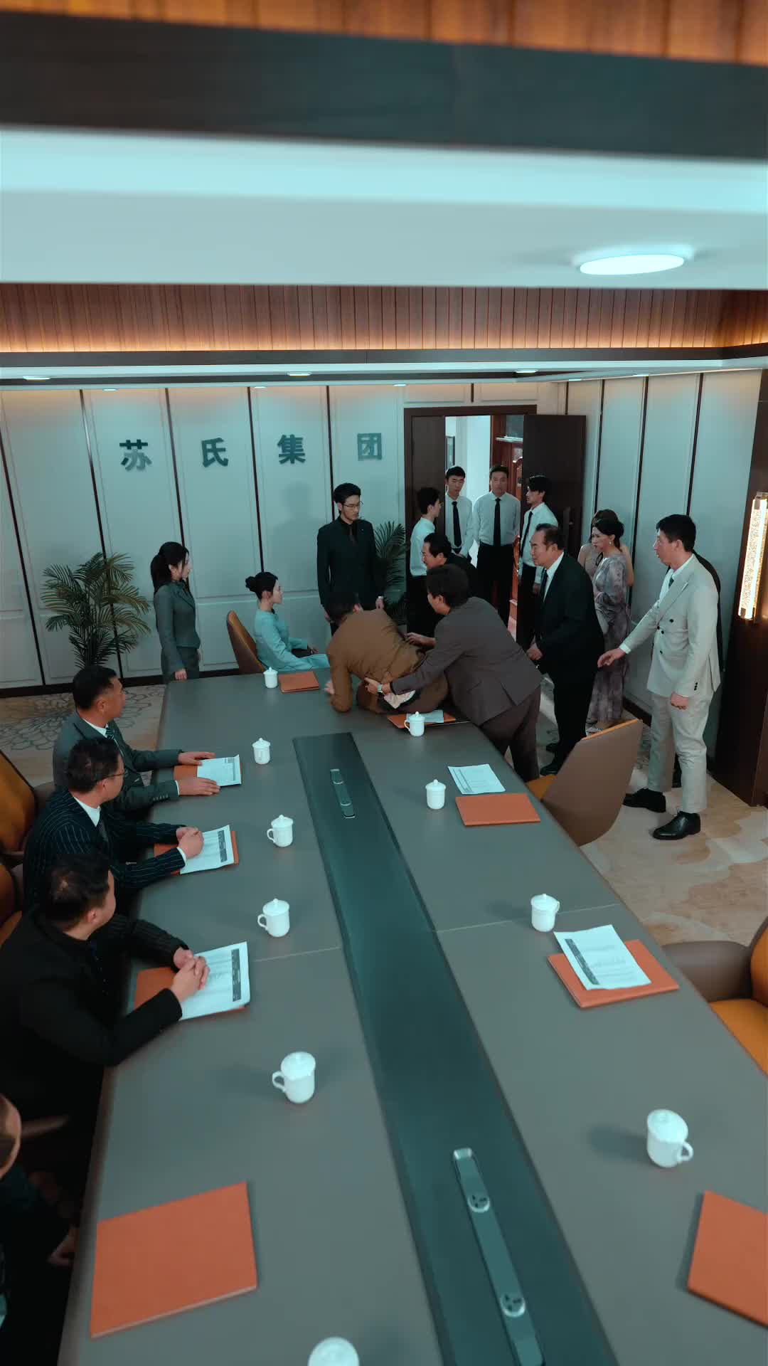 Ibu Direktur: Saat Topeng Jatuh EP.58