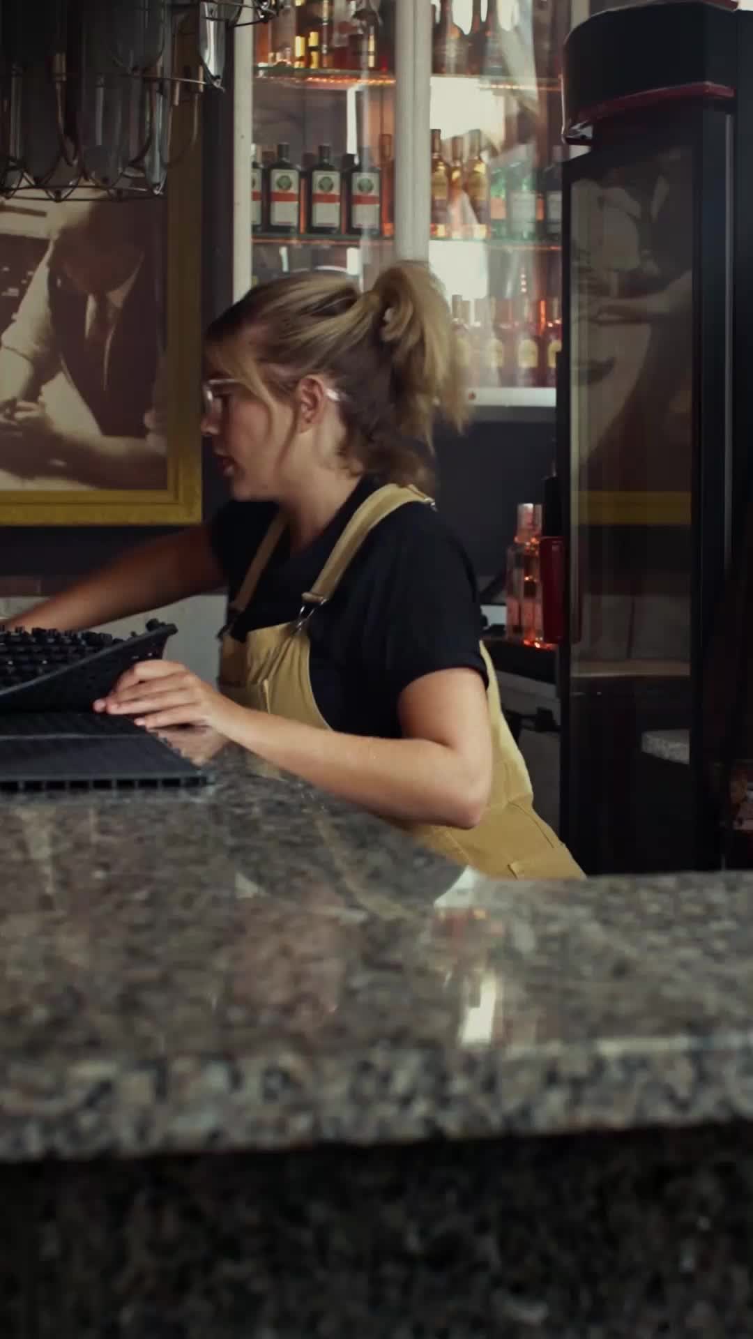 A Garota Do Bar EP.3