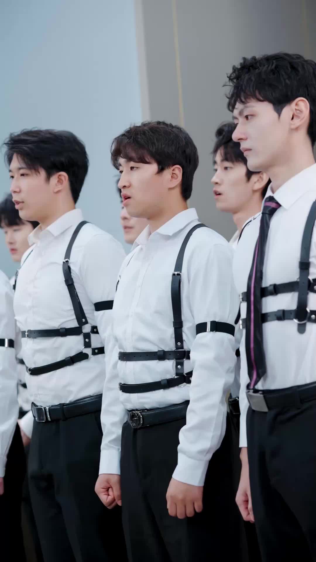 Ba anh trai tặng tôi mười nam người mẫu EP.7