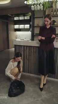 Di Bawah Bayangannya EP.10