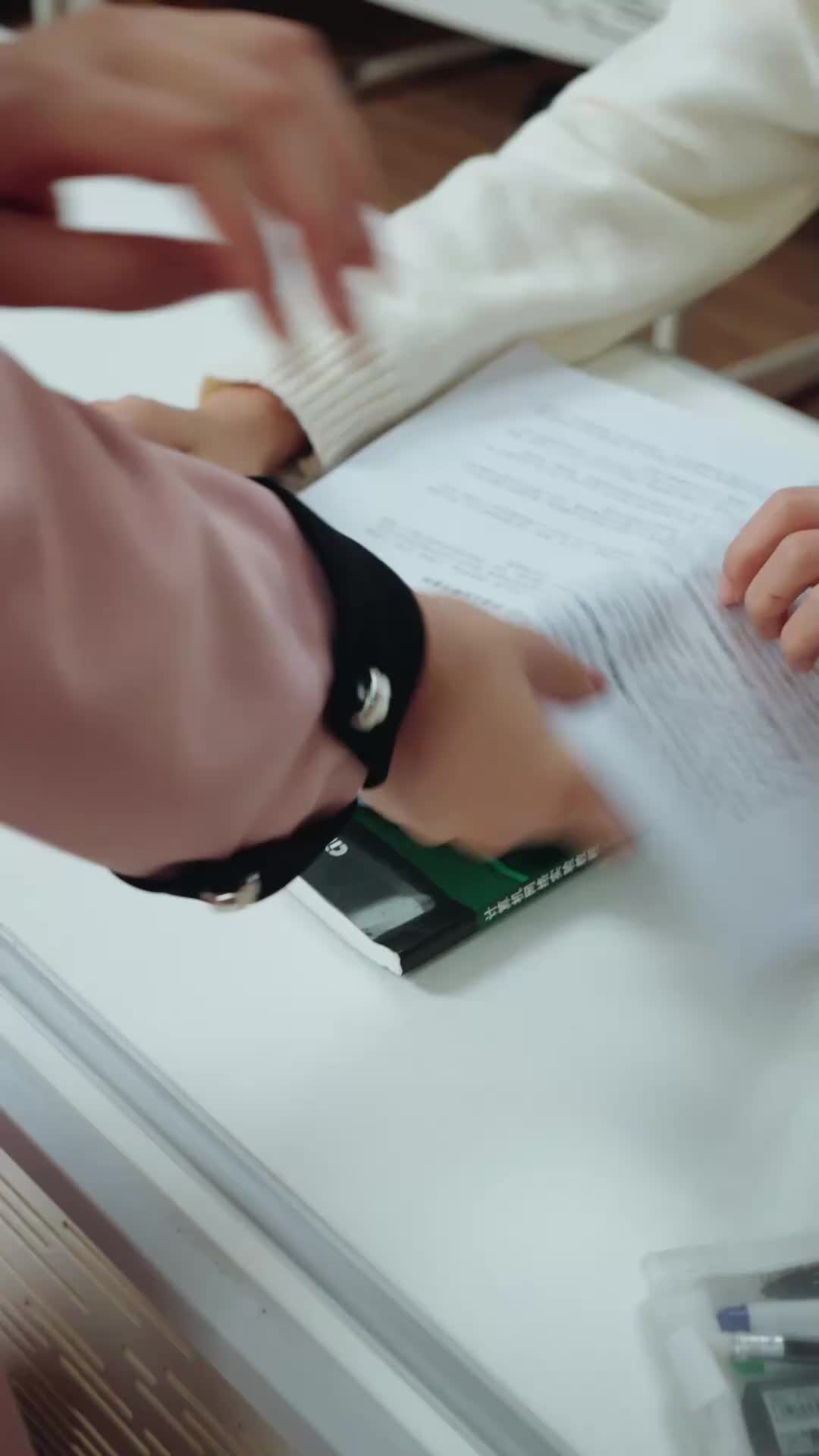 校花偷聽我心聲後，我綁定了修改心聲系統 EP.11