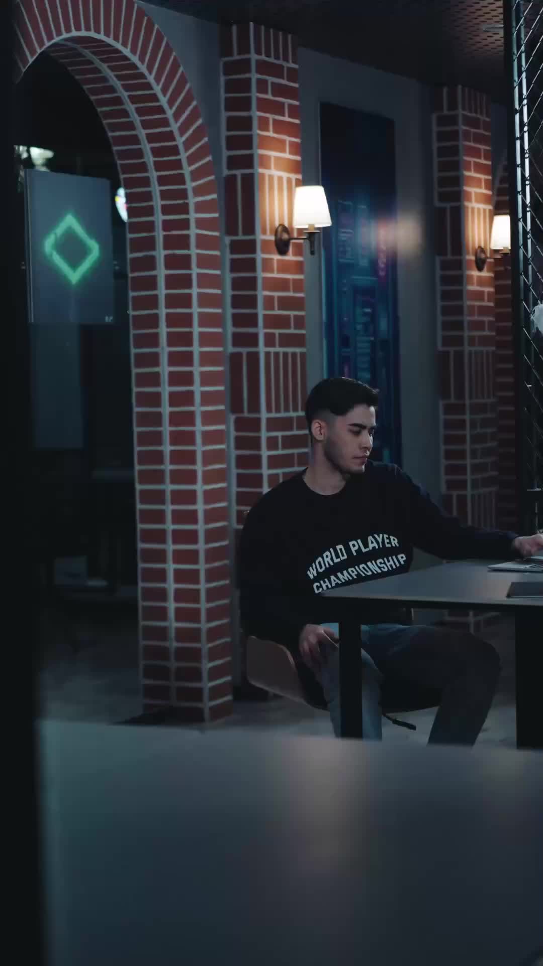 Sotto il Suo Controllo EP.6