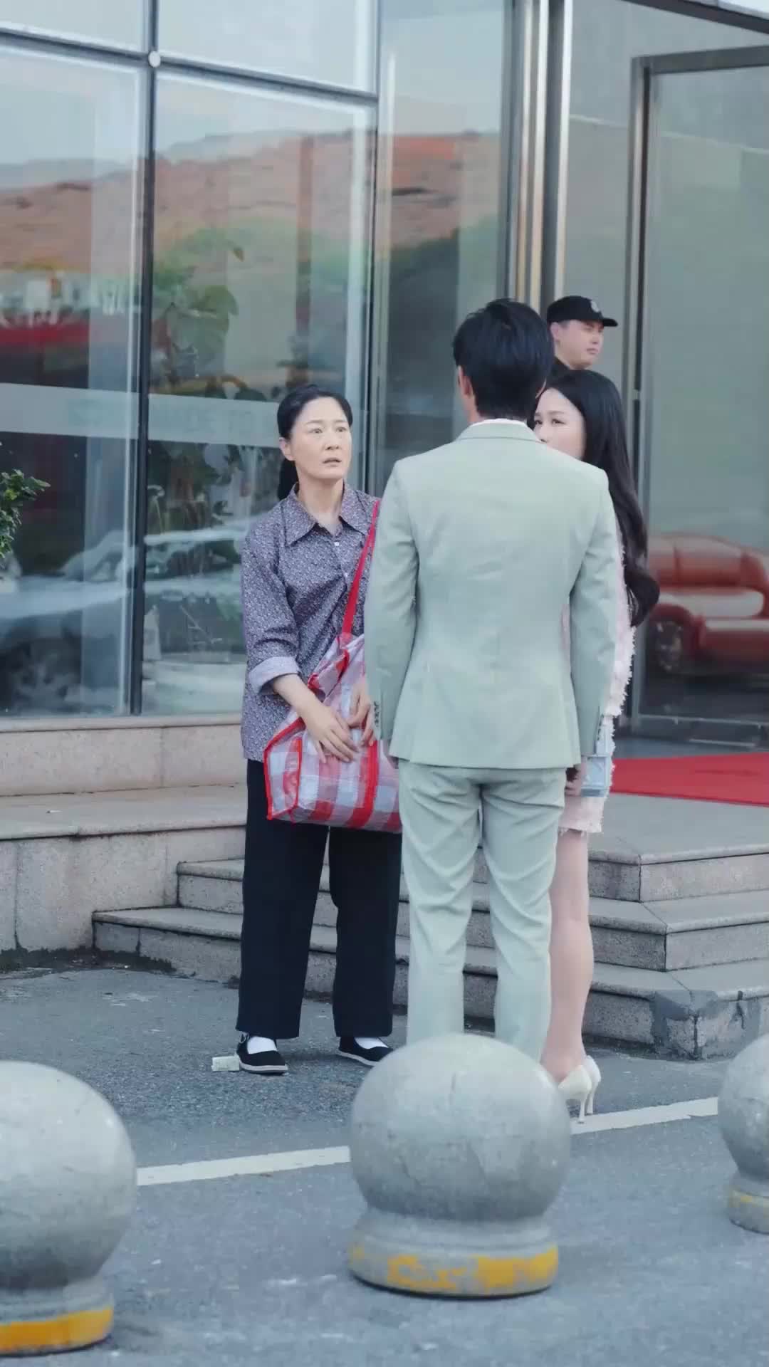 Call Me Mom, Please EP.3