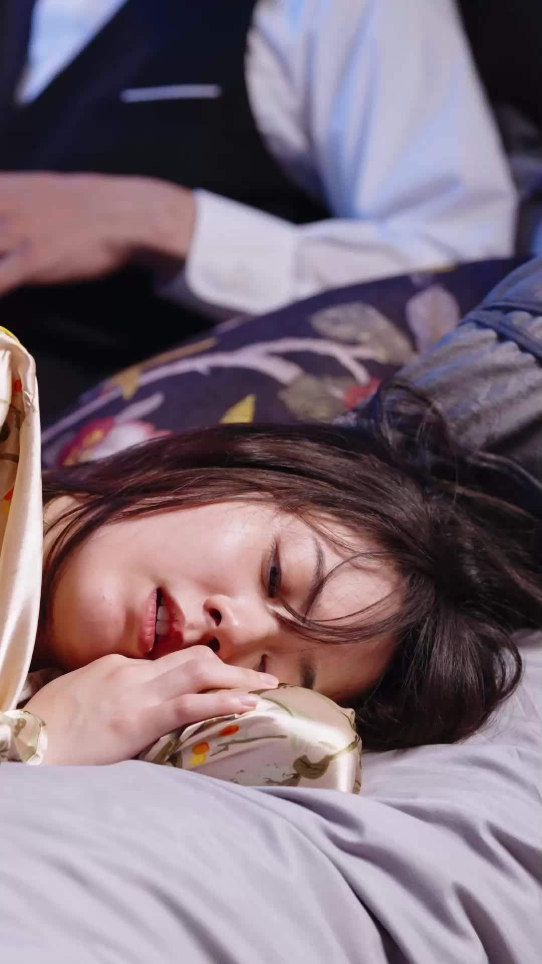 Suami Sadis dan Istri Sekarat EP.7