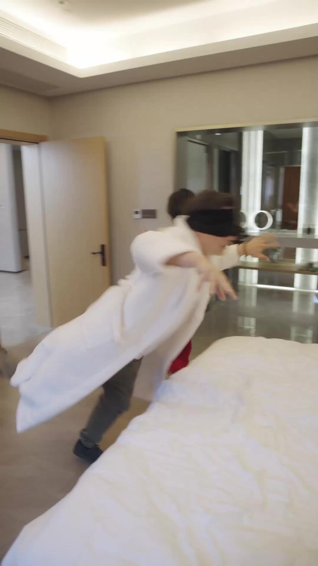 Особая помощь Леонида EP.1