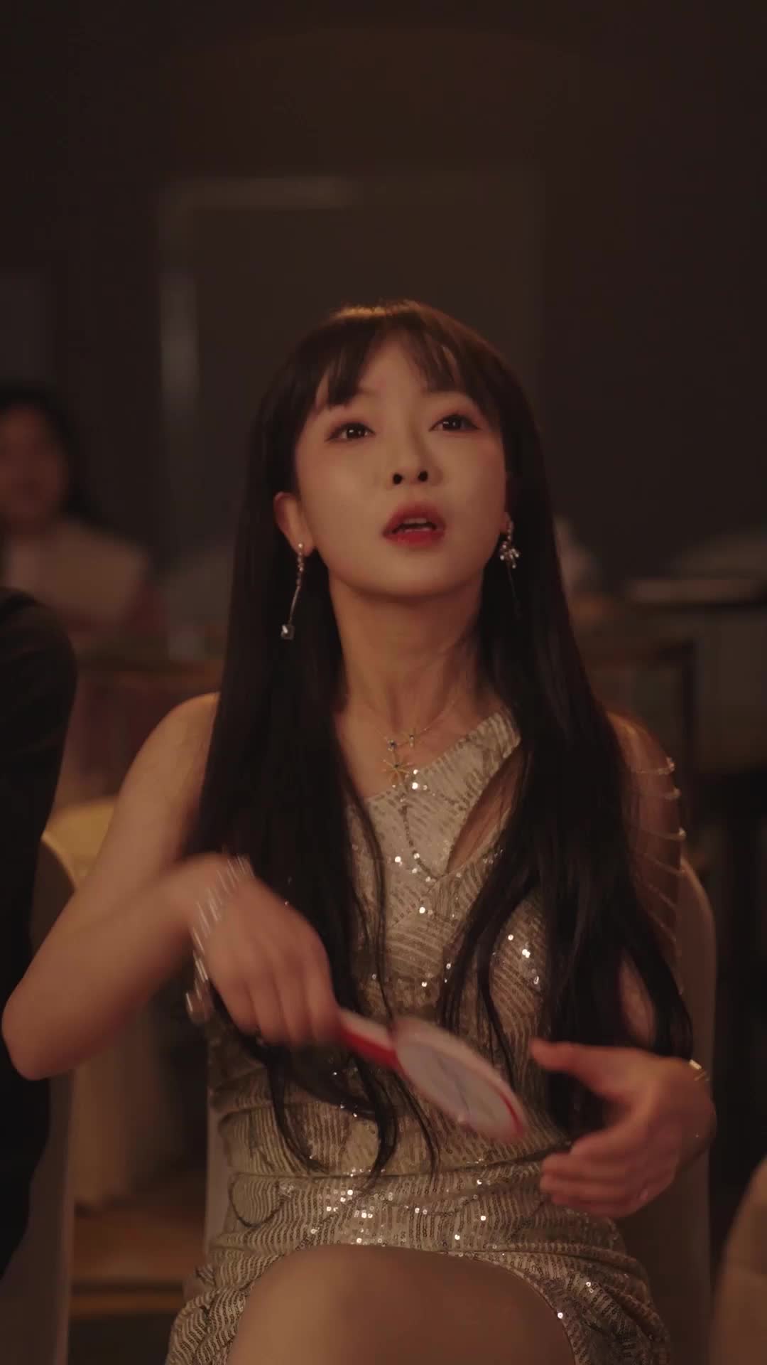 离婚后前夫在楼下跪了三天 EP.10