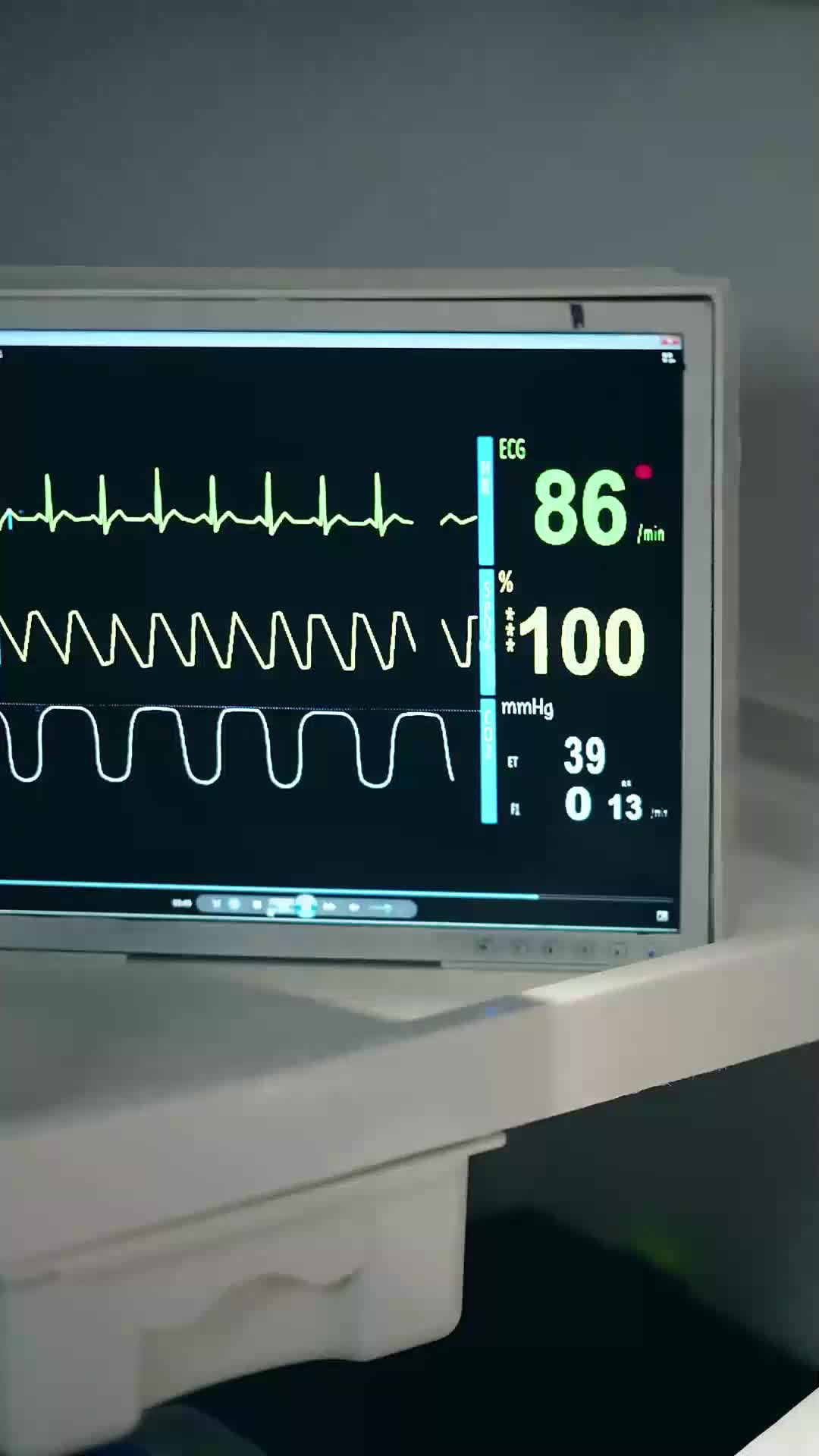 Renascimento: Apaixonada pelo Tio do Ex EP.1