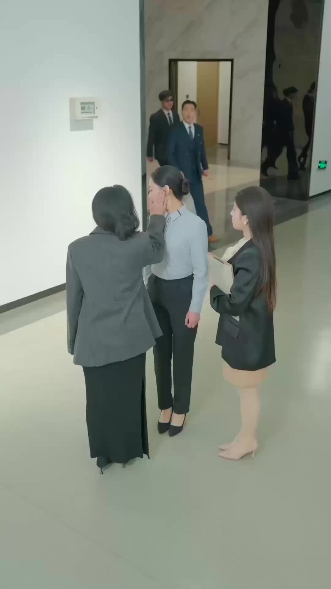 Pewaris Tak Terduga EP.8