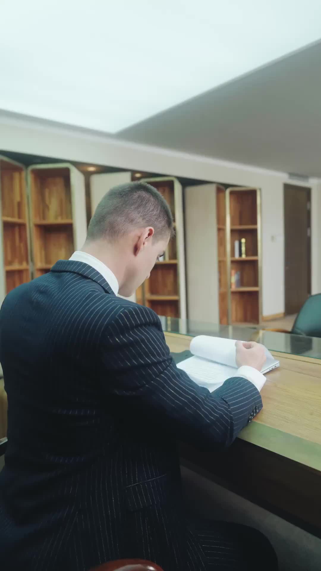 Yardım! Kaba CEO’ya Aşık Oluyorum EP.2