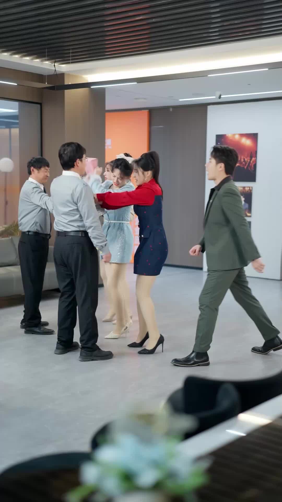 العهد الغادر EP.44