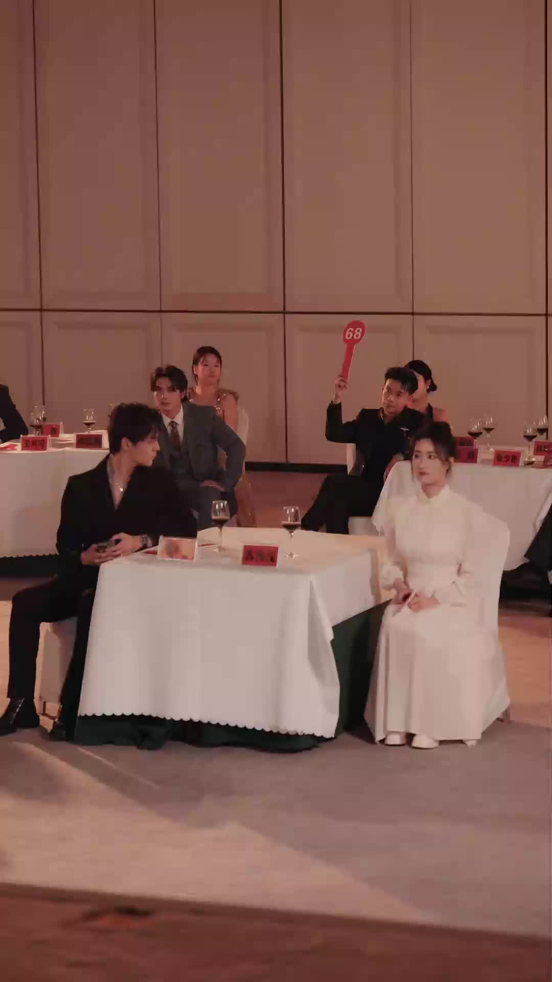 Dopo il divorzio consensuale, la signora si è risposata EP.5