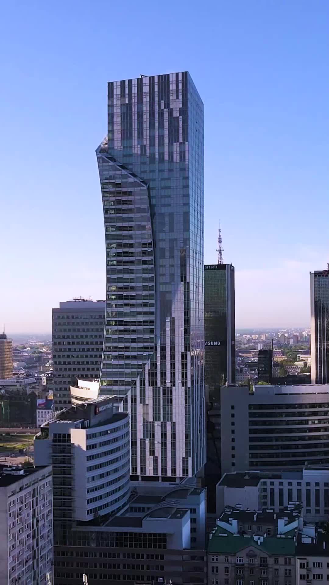 Ex in Hex, Queen in Checks EP.10