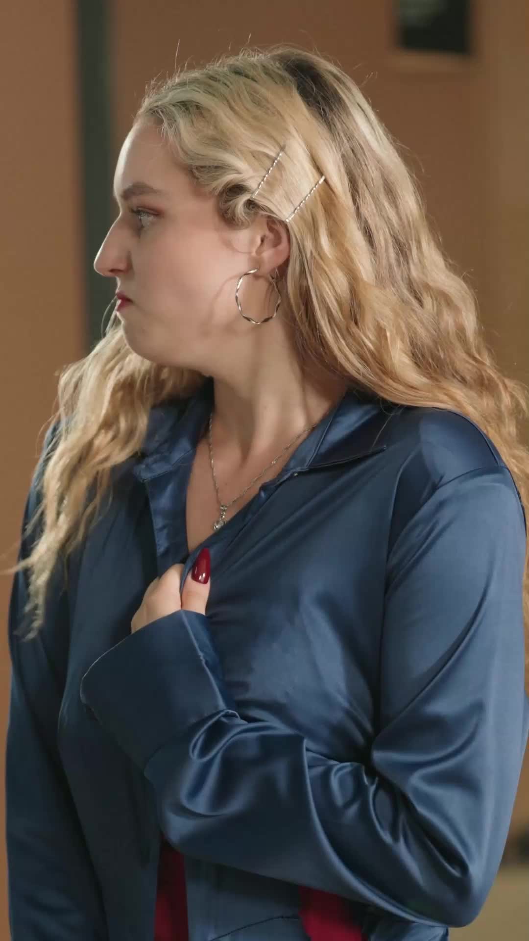 Bajo el disfraz de la verdad EP.10