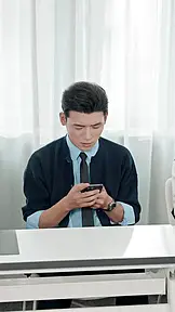 (吹替版)フェイク彼女に夢中∼実はうちの上司?∼ EP.11