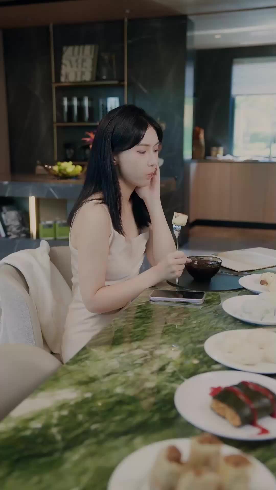 Love’s a Knife Fight EP.34