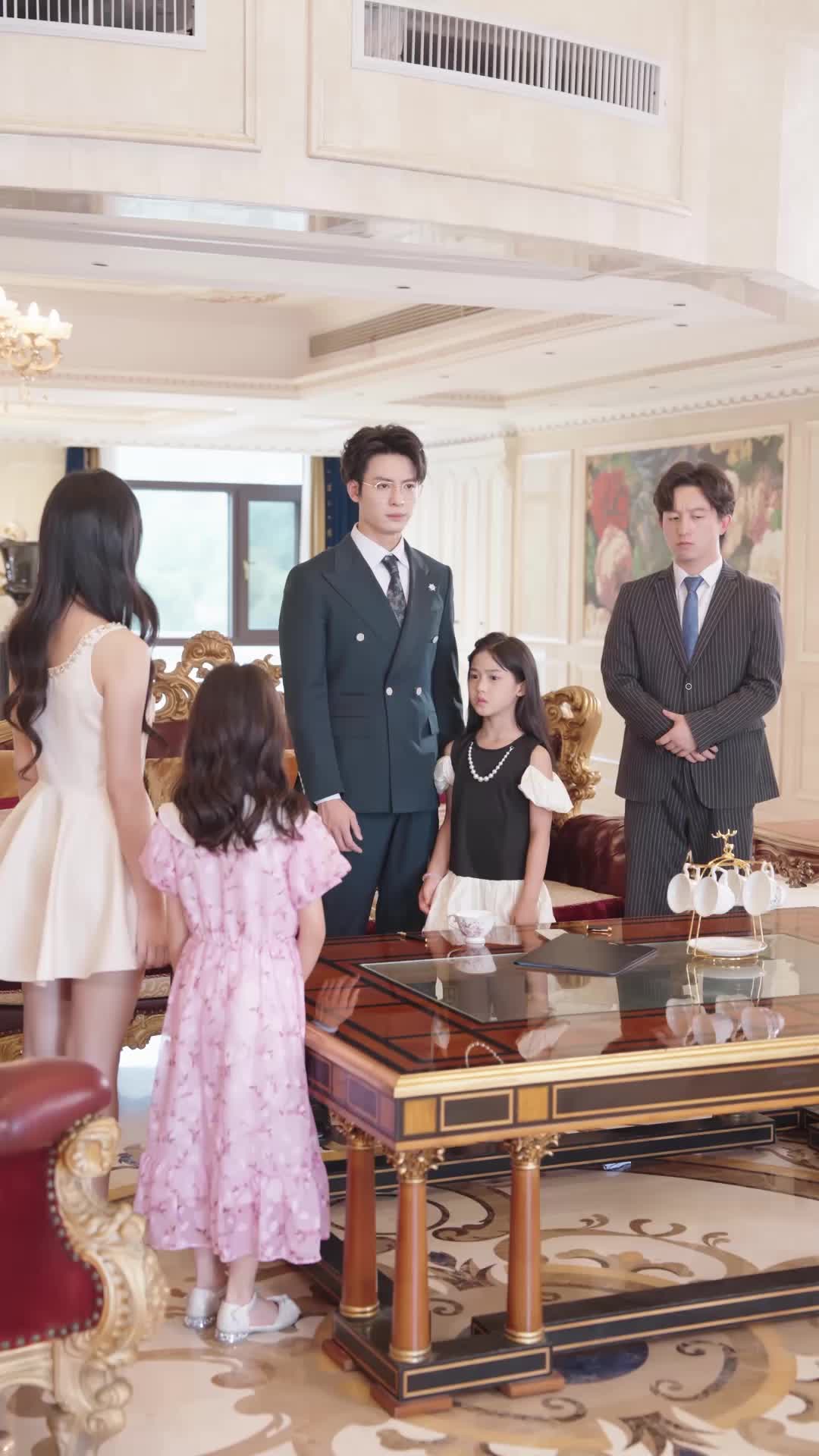 小乖宝能听兽语，捡个帅爸做团宠 EP.12