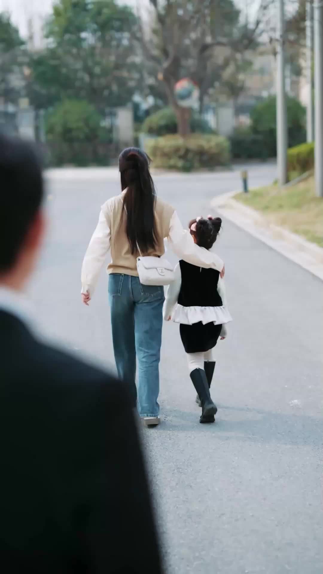 (더빙) 온 집안이 딸바보 EP.6