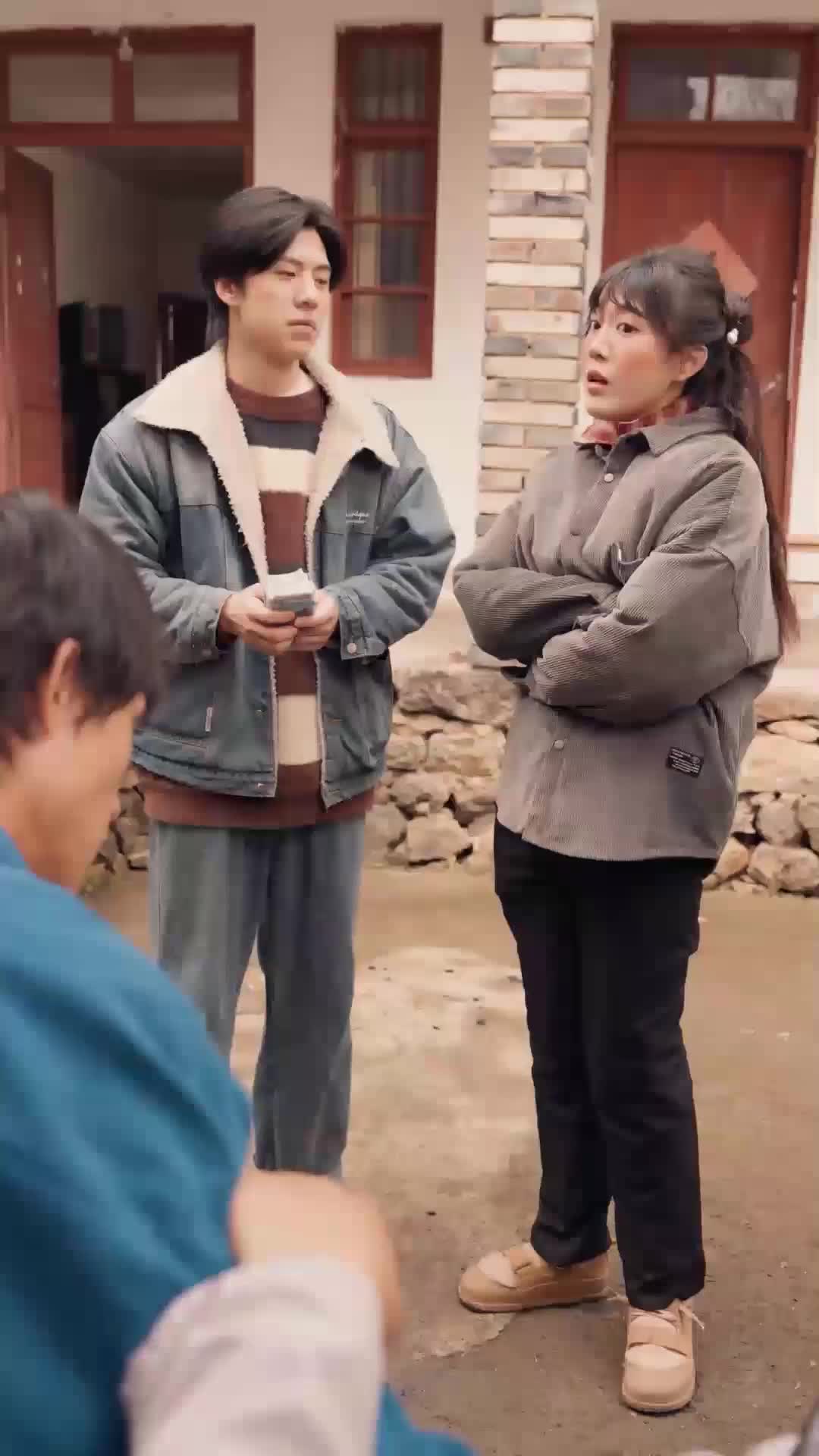 穿成丑妻来种田 EP.10