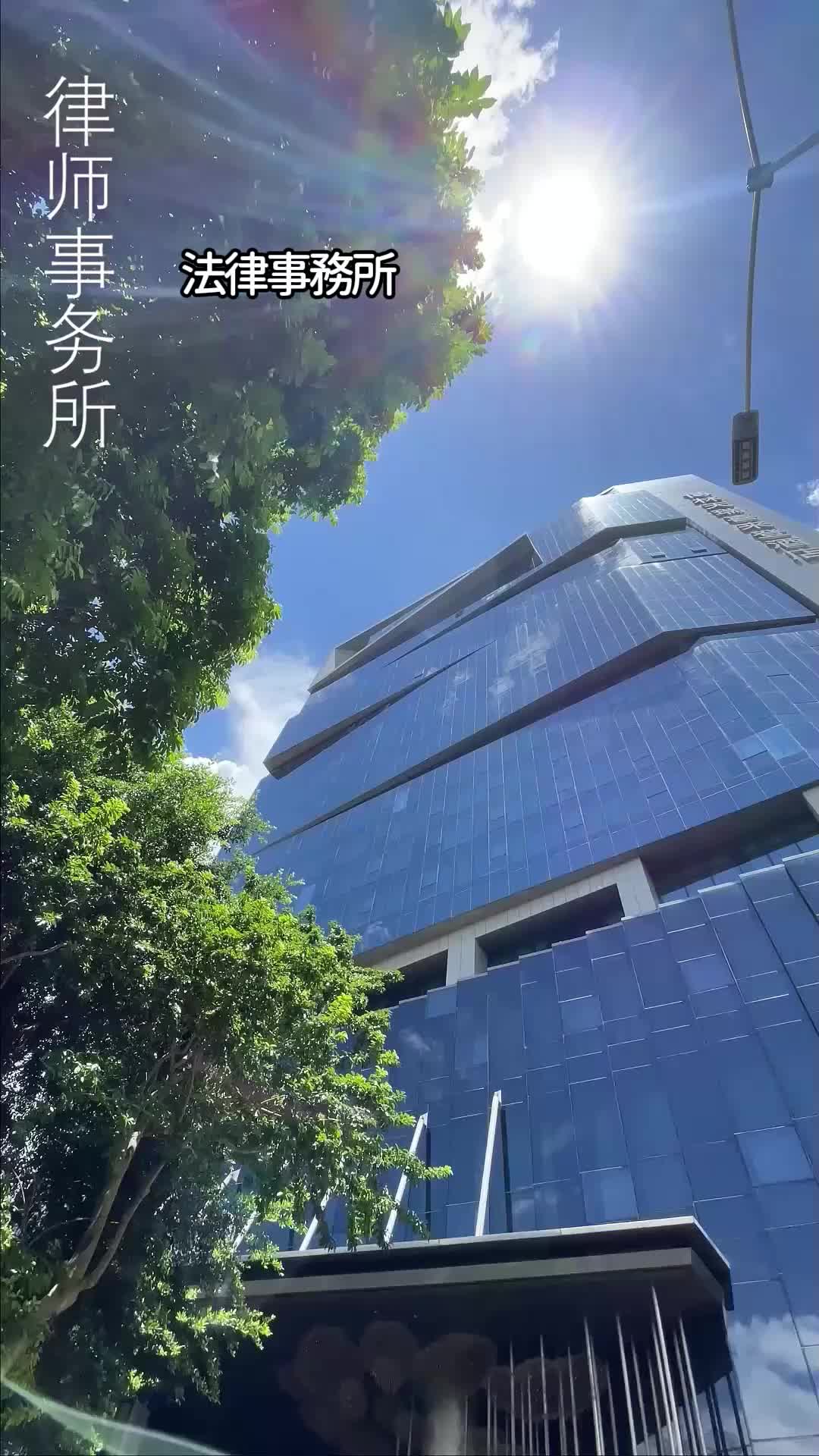 クイーンは毒舌で正義の味方！ EP.7