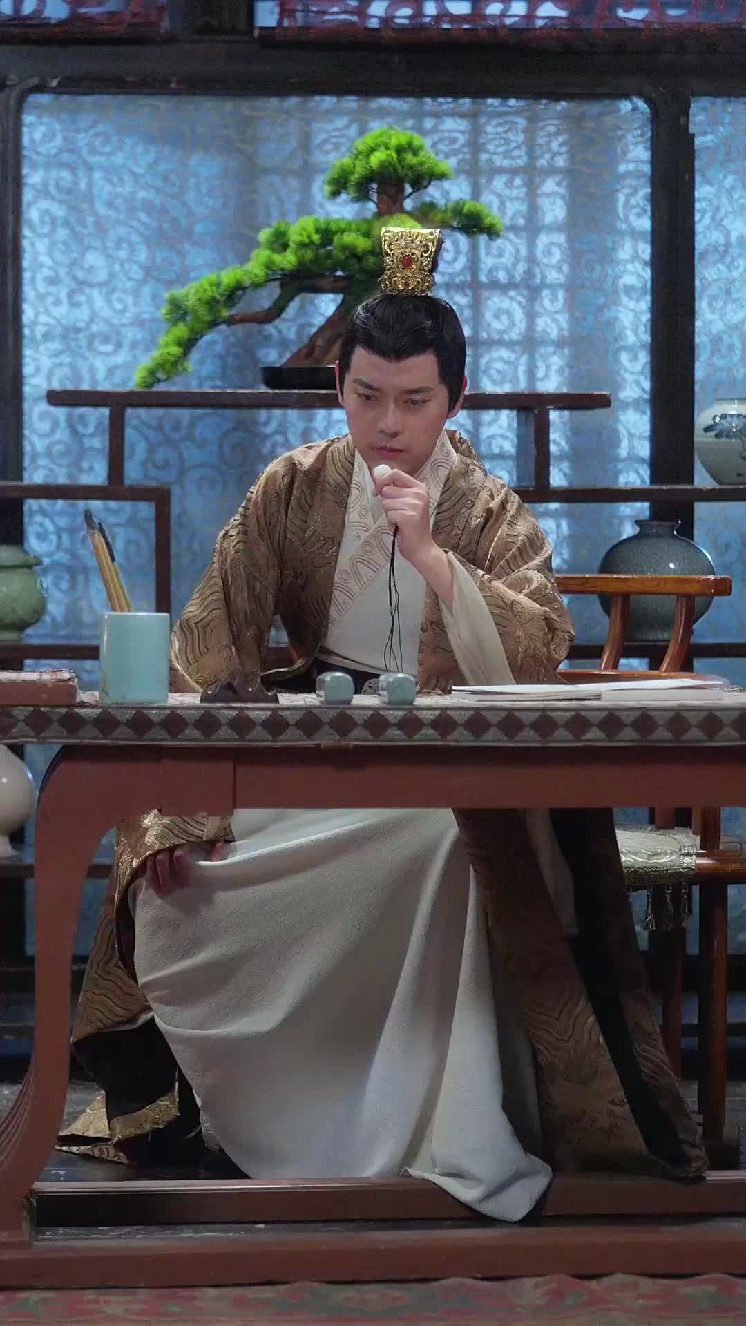 From Fan to Queen EP.9