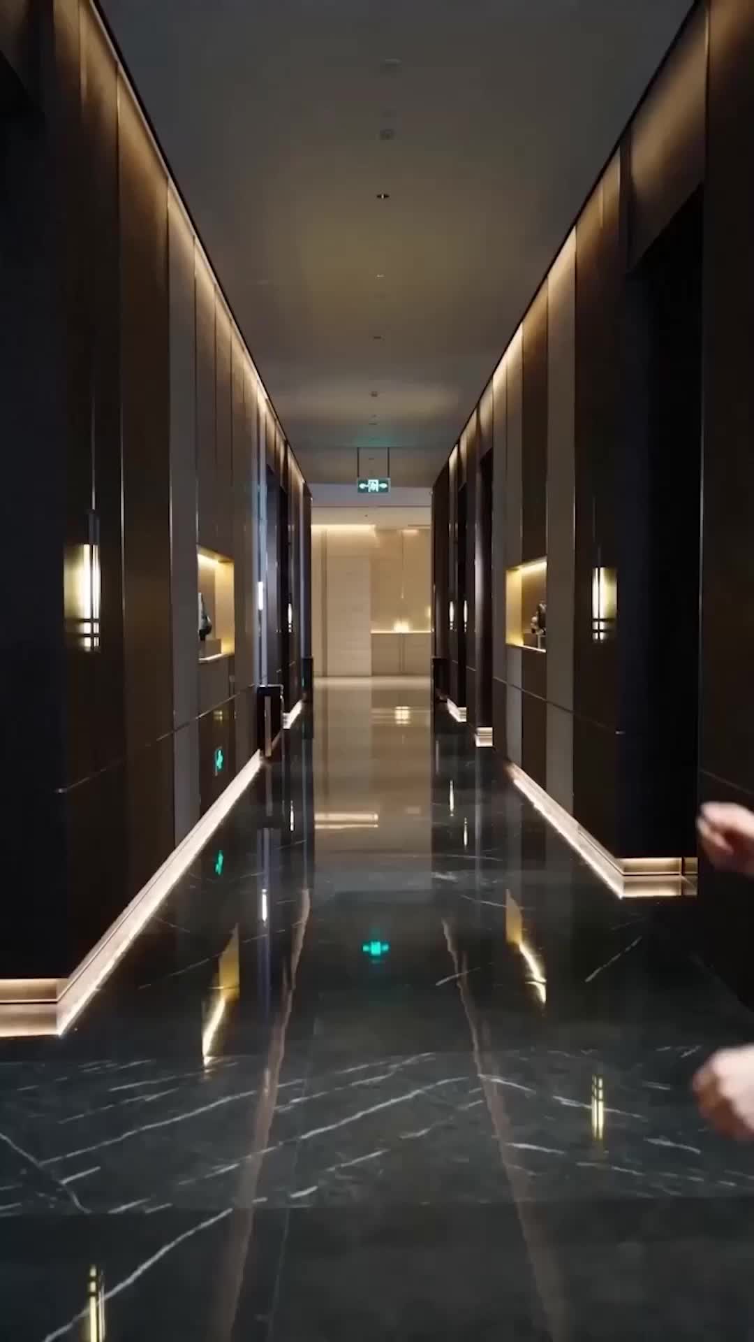 The Hidden King: Daddy Is a Legend