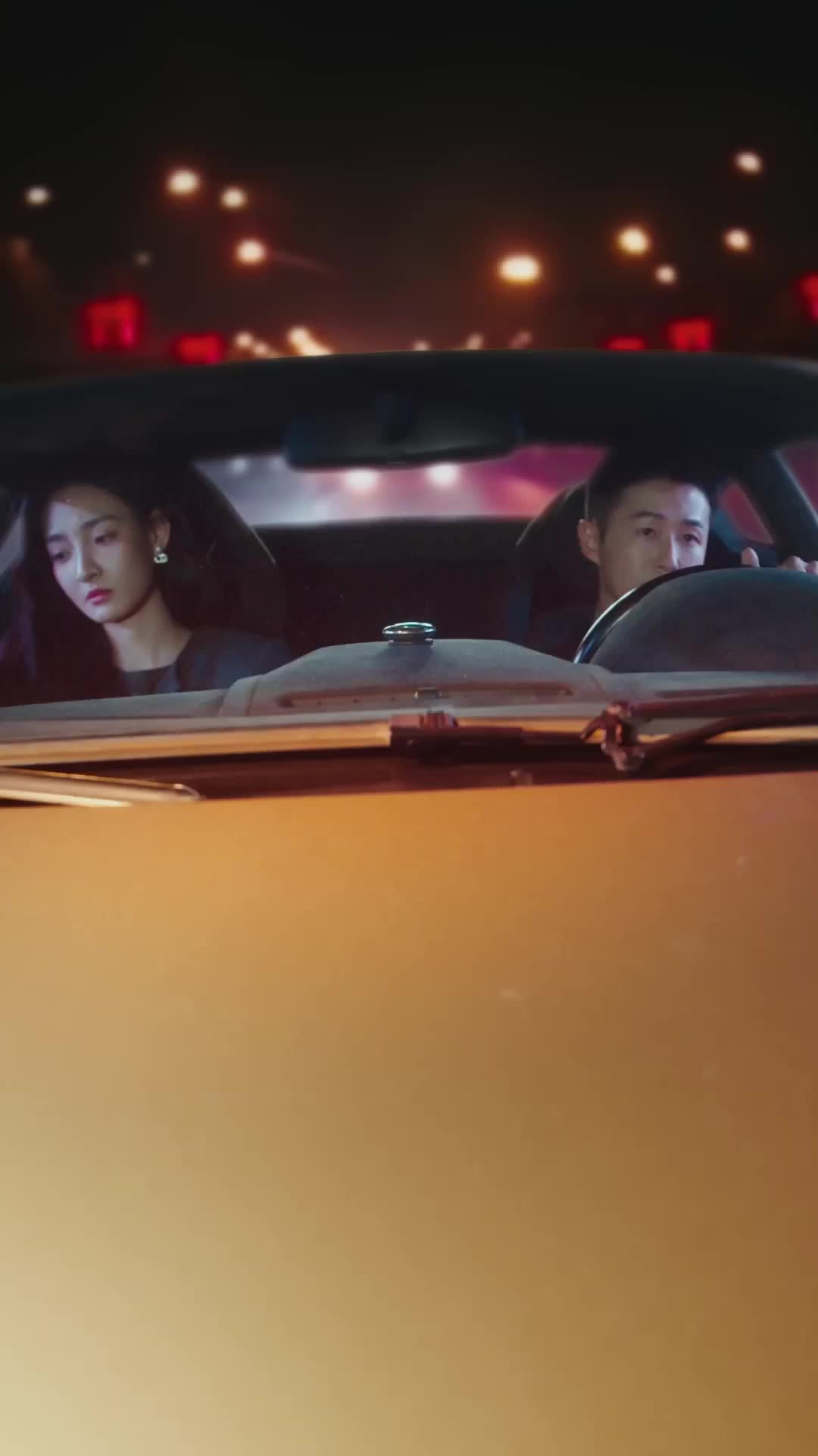 Cuerpo Cerca, Corazón Lejos EP.7