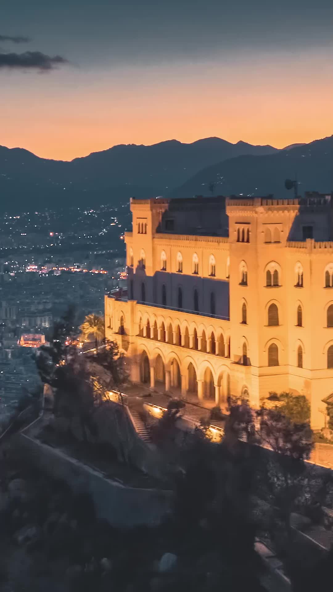 黑暗中的爱：女继承人和她的保镖 EP.4