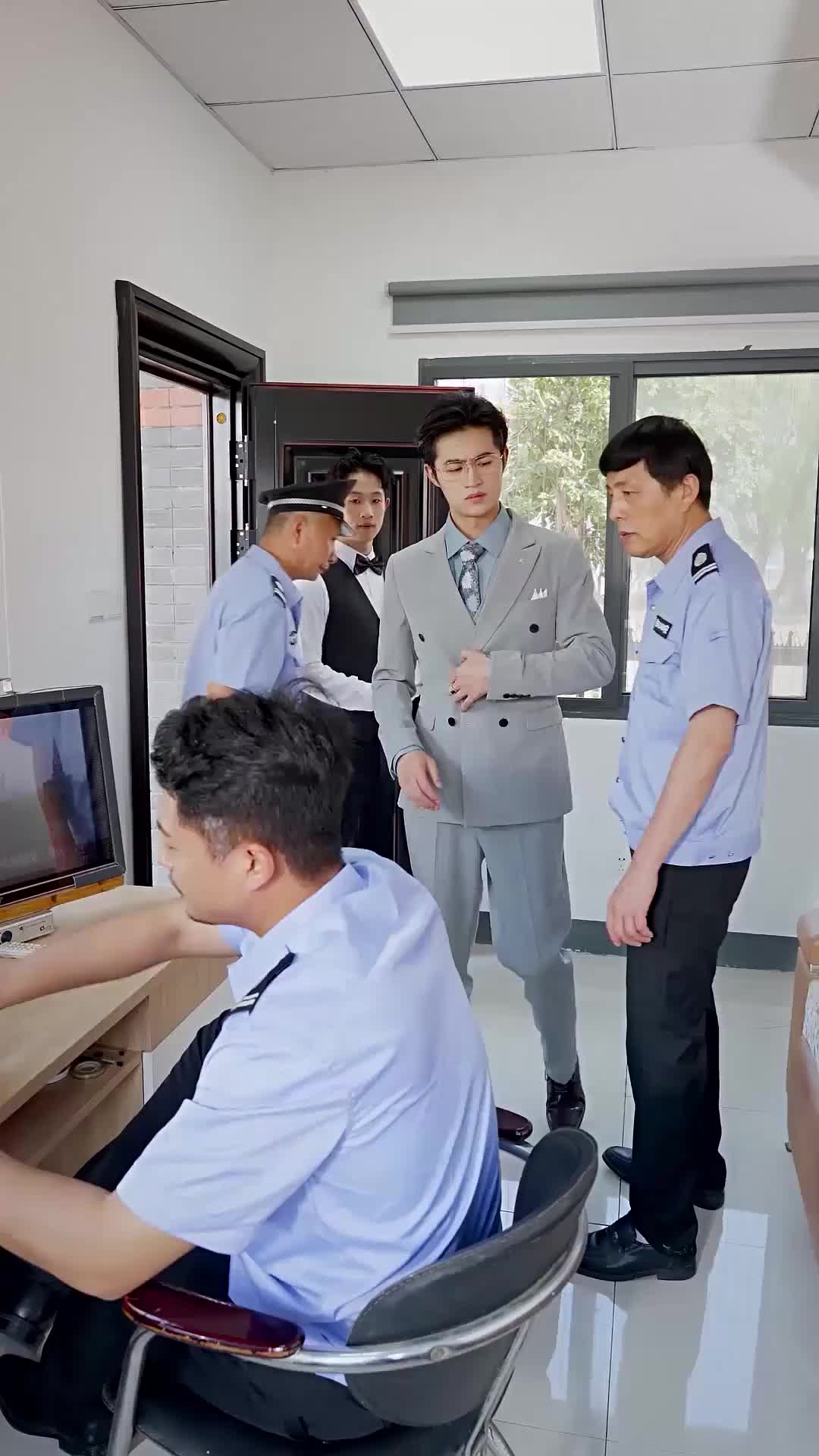 富豪老爹的低调保安生活 EP.3