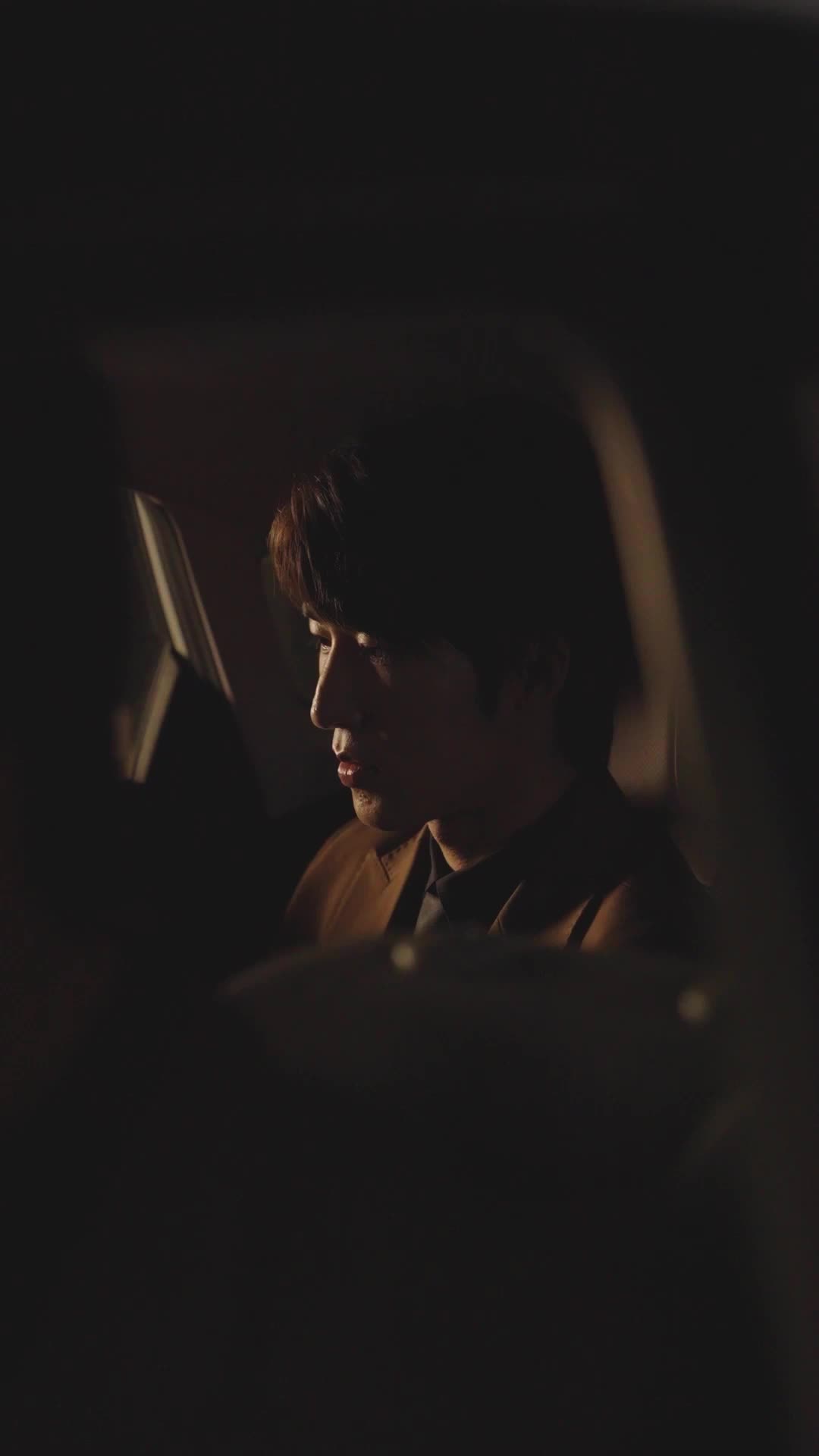 离婚后前夫在楼下跪了三天 EP.4