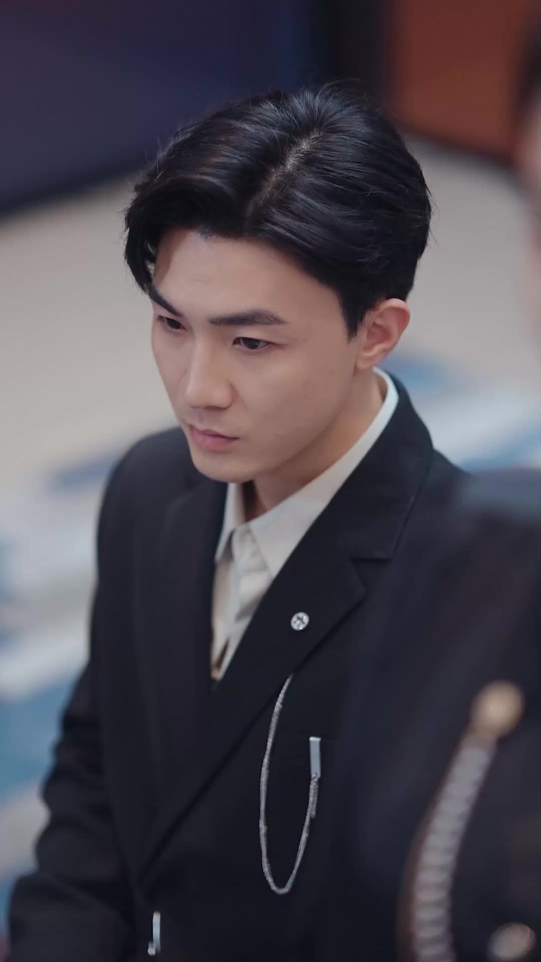 Signed in Scarlet EP.12