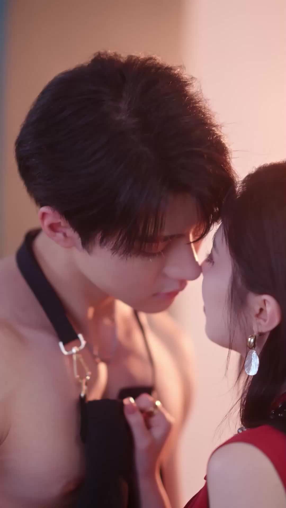 Glass Slippers, Steel Hearts EP.6