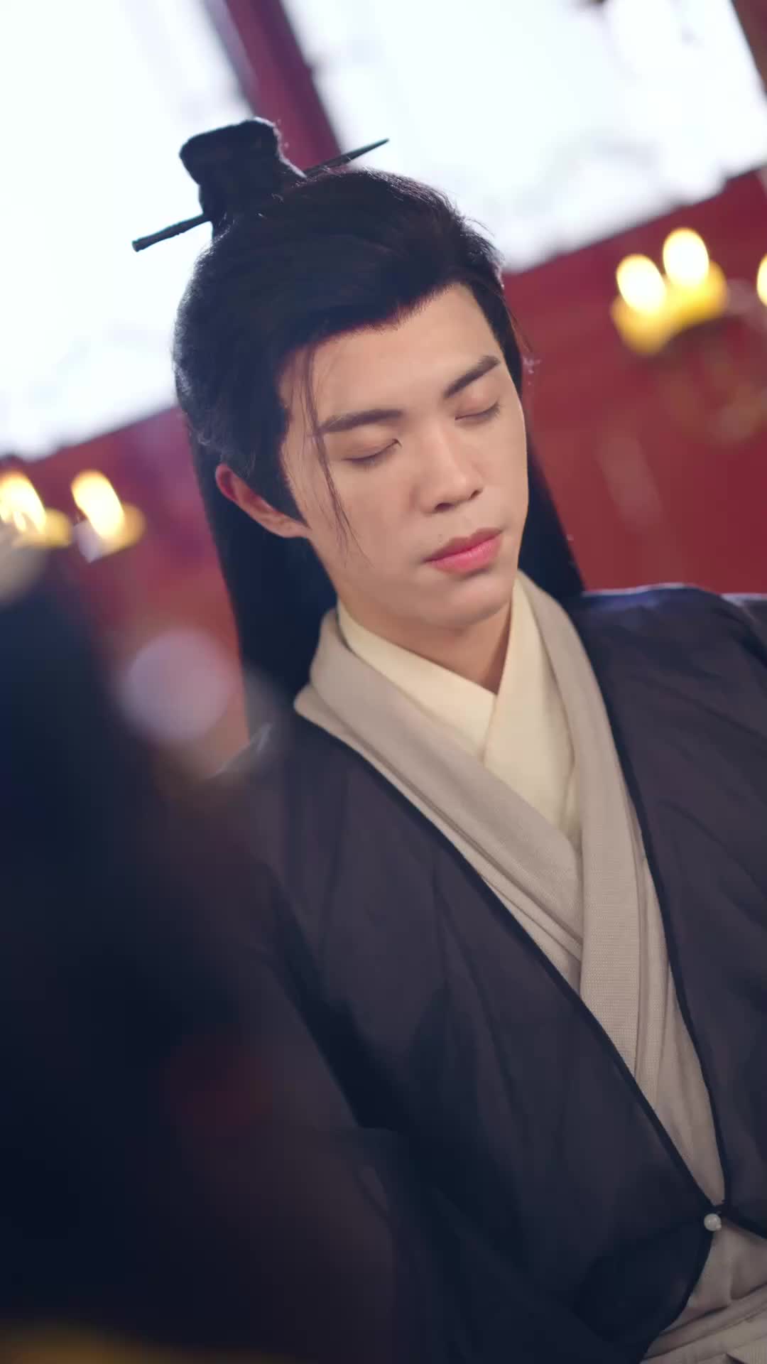 恋乱記～禁欲陛下、転生侍女にご乱心～ EP.4