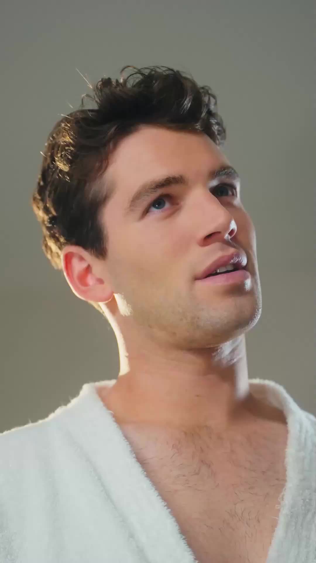 Gigolo exclusif, milliardaire addictif EP.9