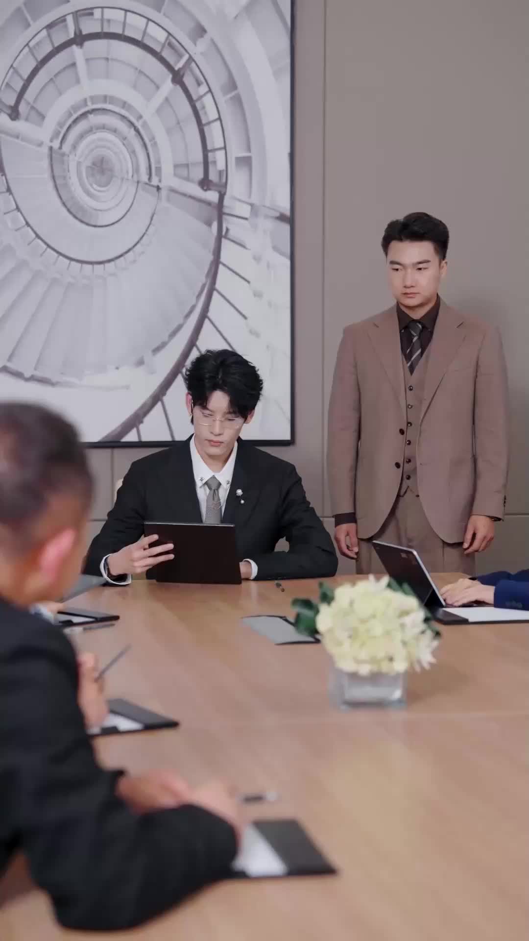 Oops, My Brothers Are Billionaires EP.1