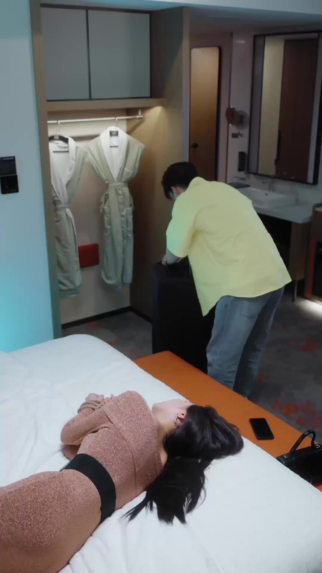 Episode 2