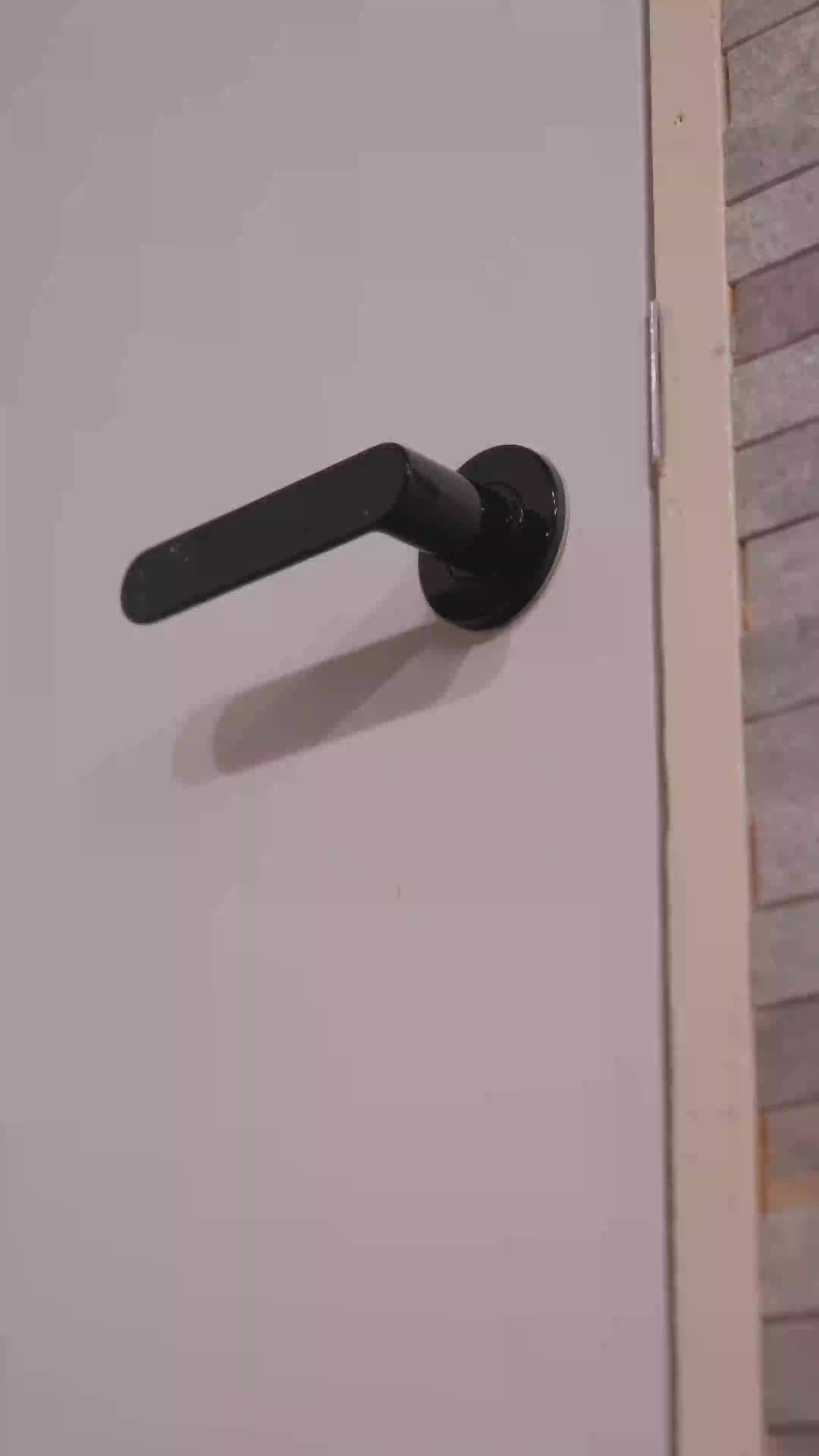 陰キャなアイツが義理の兄！？ EP.2