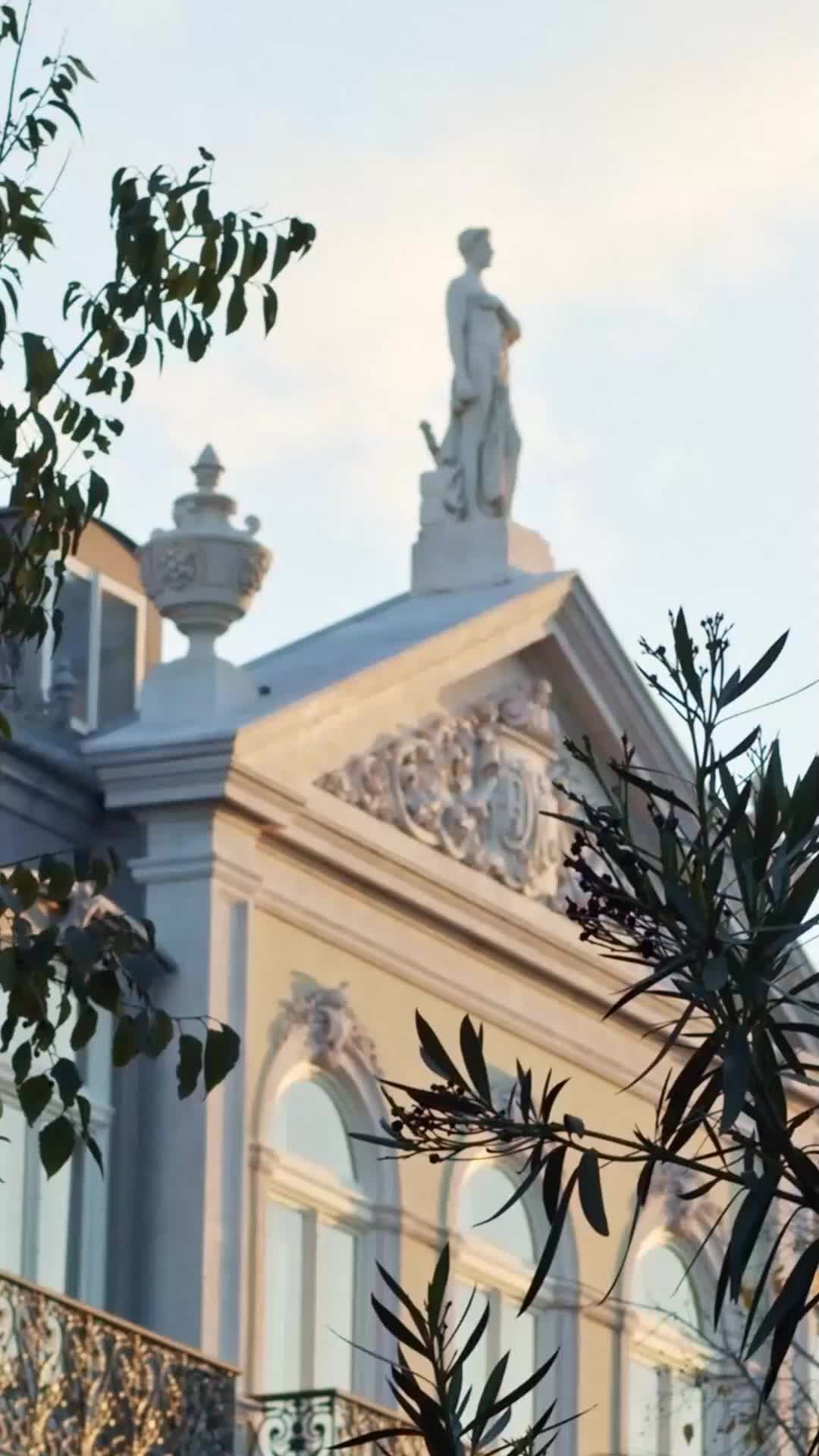 La proie du PDG impitoyable EP.1