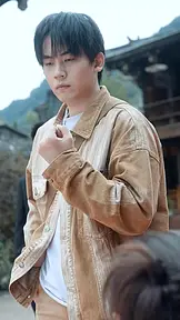 Thần Y Xuống Núi, Bạn Thân Của Vị Hôn Thê Lại Theo Đuổi Tôi EP.10