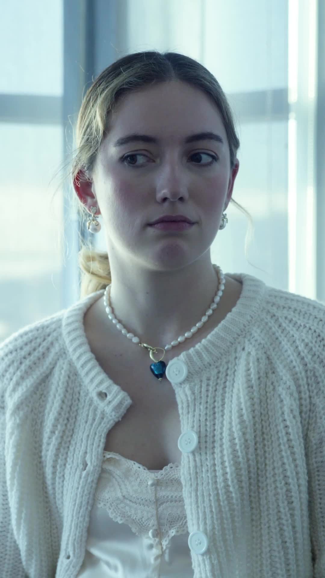 Yasaklı Amca Beni Şımartıyor EP.11