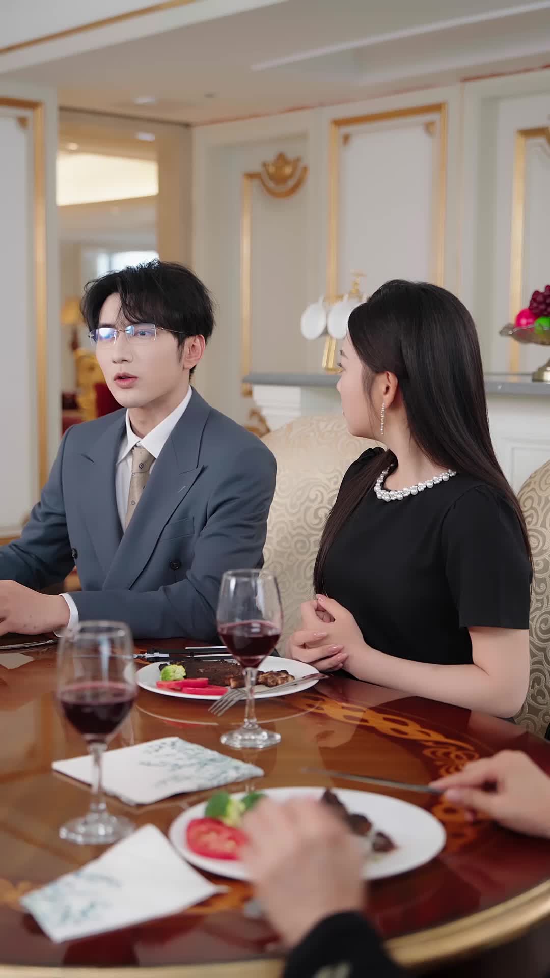 闪婚夫人竟是帮派大小姐 EP.9