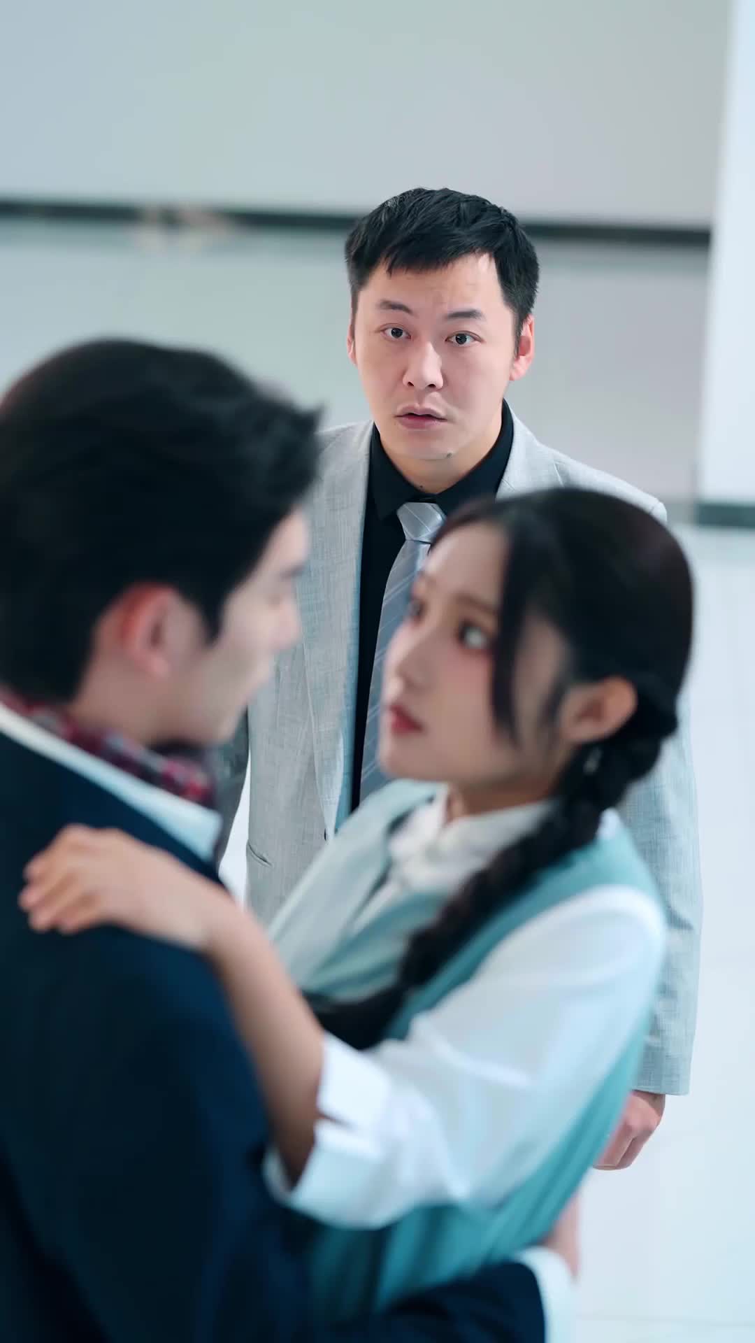 闪婚后，我被冷面老公宠上天 EP.2